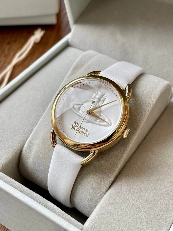 Vivienne Westwood 34mm (1)